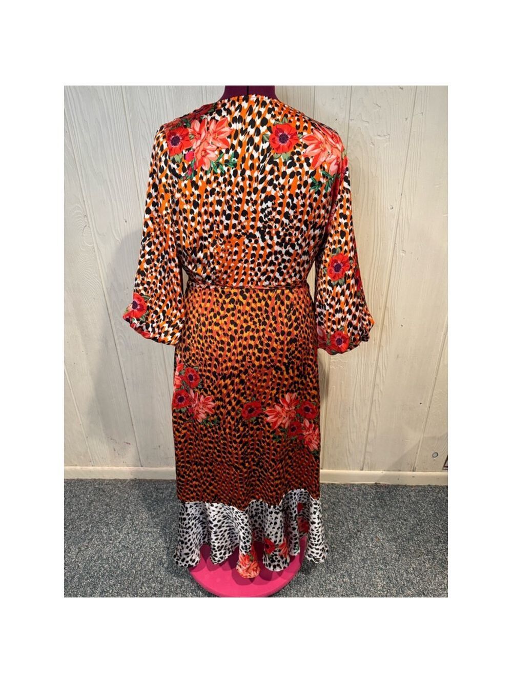 Liquorish Women's Wrap Dress Size 14 Orange Black Floral - Picture 6 of 11
